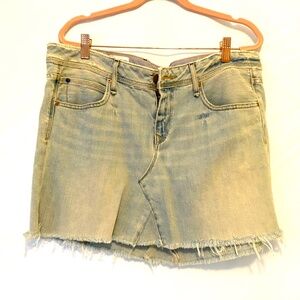 playful XXI denim distressed mini skirt size L